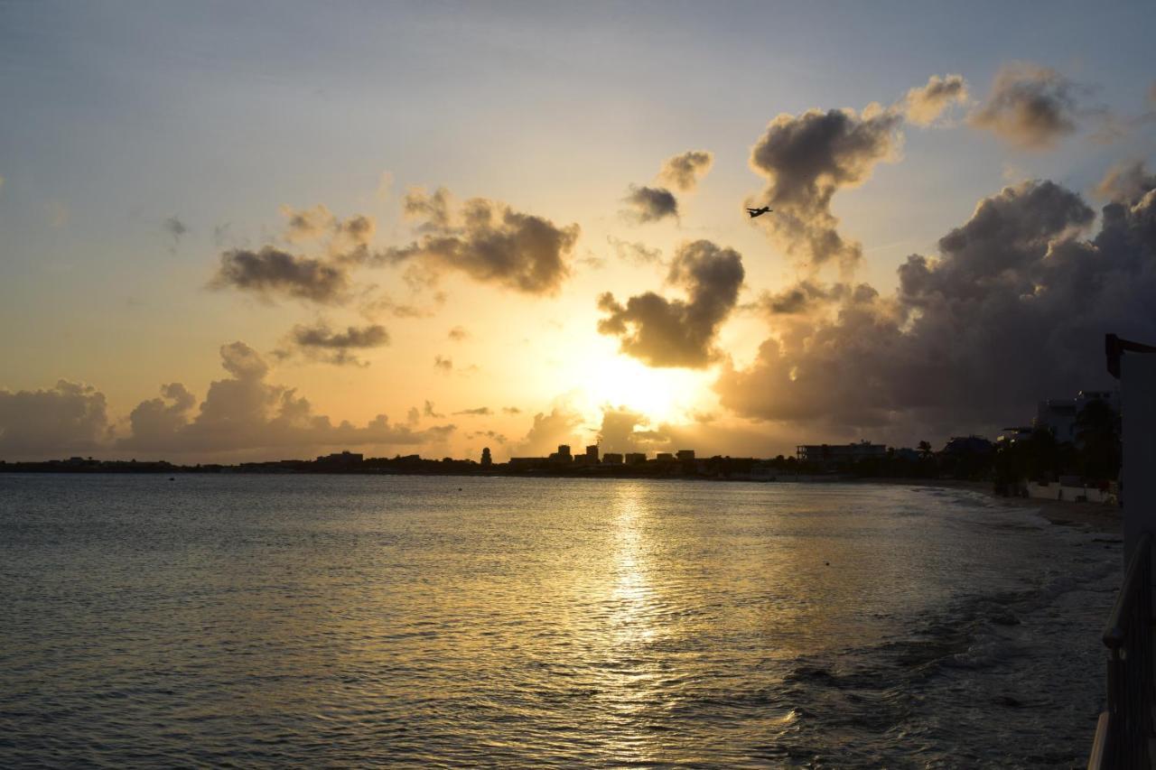 Tradewinds Apartments Simpson Bay Exteriér fotografie